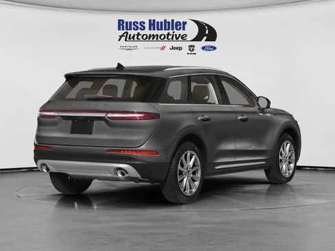 Used 2022 Lincoln Corsair FWD image 2
