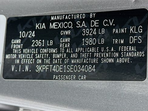 Used 2025 Kia K4 LXS image 12