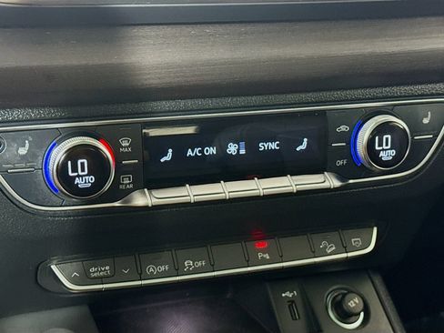 Certified 2023 Audi Q5 Premium w/ Convenience Package AWD/4WD image 19
