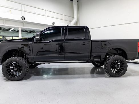 Used 2025 Ford F250 Platinum AWD/4WD image 15