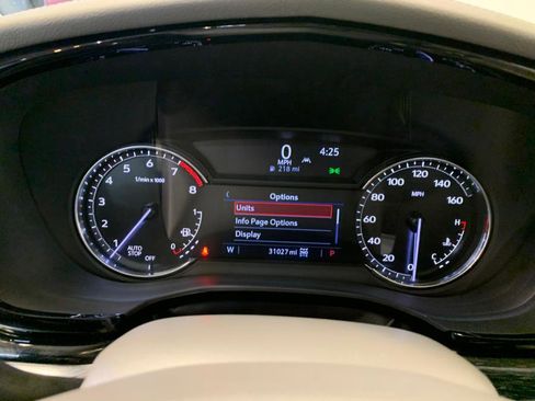 Used 2021 Cadillac XT6 Premium Luxury image 25