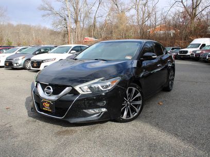 Used 2016 Nissan Maxima SR w/ Interior Lighting Package