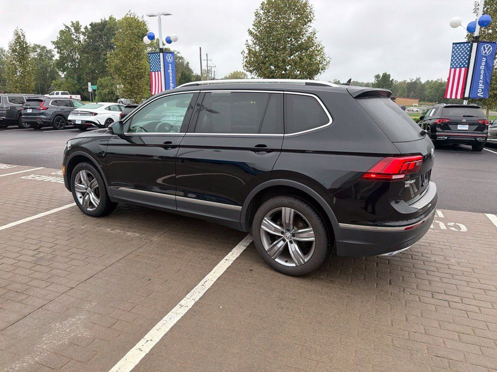 Used 2021 Volkswagen Tiguan SEL AWD/4WD image 17