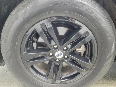 Used 2020 Ford Explorer XLT w/ Comfort Package AWD/4WD image 31