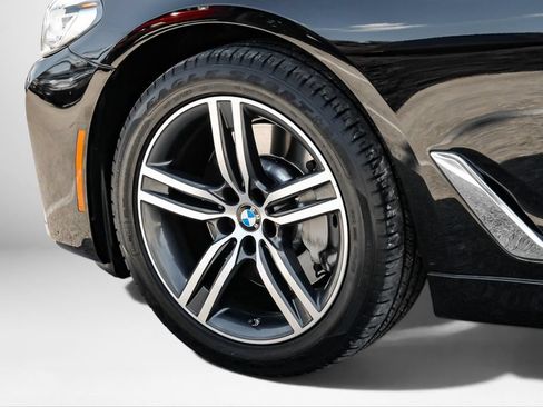 Used 2021 BMW 530i w/ Convenience Package RWD image 55