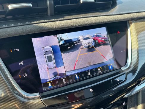 Used 2021 Cadillac XT6 Sport w/ Platinum Package AWD/4WD image 39
