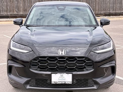 Certified 2026 Honda HR-V LX image 9
