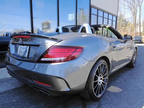 Used 2018 Mercedes-Benz SLC 43 AMG image 4