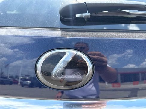 Used 2020 Lexus RX 350L Premium w/ Premium Package AWD/4WD image 4