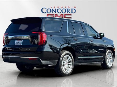 Used 2021 GMC Yukon SLT w/ SLT Luxury Plus Package image 4