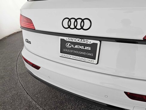 Used 2023 Audi Q5 e Premium Plus w/ Premium Plus Package image 13