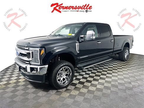 Used 2022 Ford F350 XLT w/ XLT Premium Package image 3