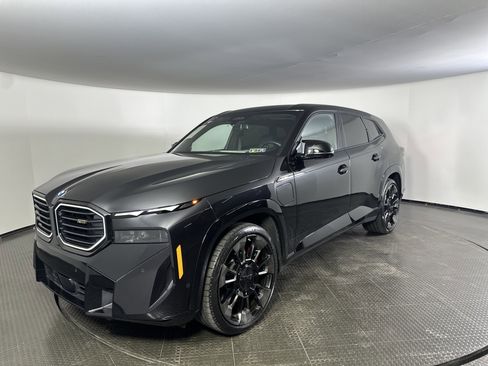 Certified 2023 BMW XM image 8