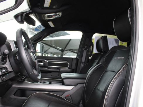 Used 2023 RAM 2500 Laramie AWD/4WD image 6