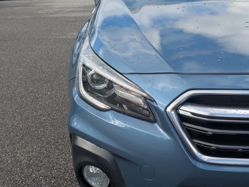 Used 2018 Subaru Outback 3.6R Limited w/ 50th Anniversary Edition image 10