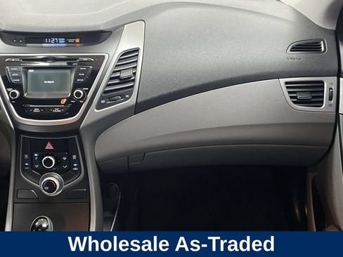 Used 2015 Hyundai Elantra SE w/ Option Group 02 FWD image 18