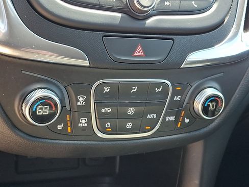 Used 2019 Chevrolet Equinox LT AWD/4WD image 19