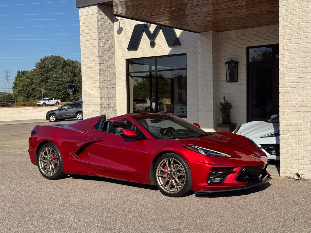 Used 2024 Chevrolet Corvette Stingray Preferred Conv w/ 2LT RWD image 1