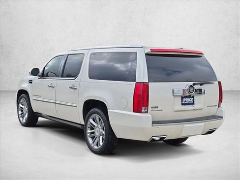 Used 2012 Cadillac Escalade ESV Platinum AWD/4WD image 7
