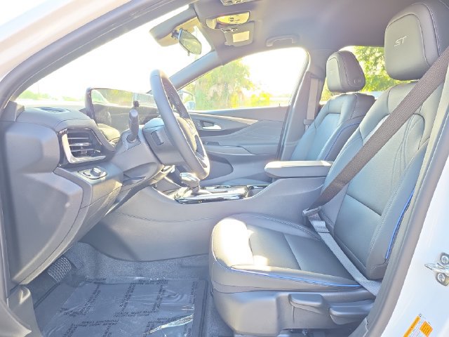 New 2026 Buick Envista Sport Touring w/ Convenience II Package FWD image 17