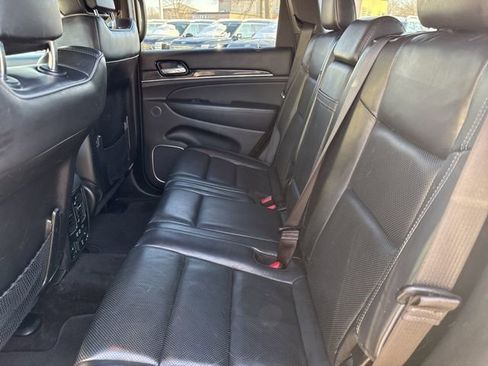Used 2019 Jeep Grand Cherokee Overland image 22