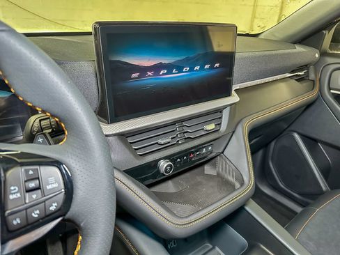 New 2026 Ford Explorer Tremor w/ Tremor Convenience Package AWD/4WD image 34
