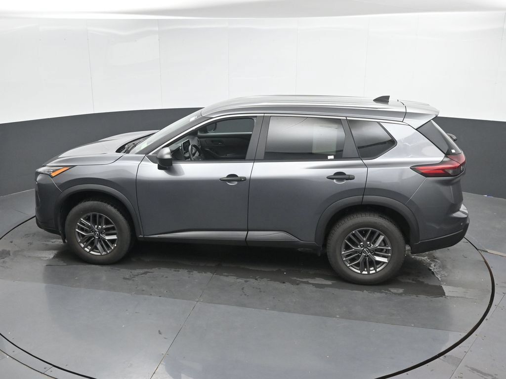 Used 2024 Nissan Rogue S AWD/4WD image 37