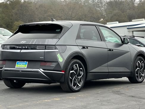 Used 2023 Hyundai Ioniq 5 SEL w/ Cargo Package image 4