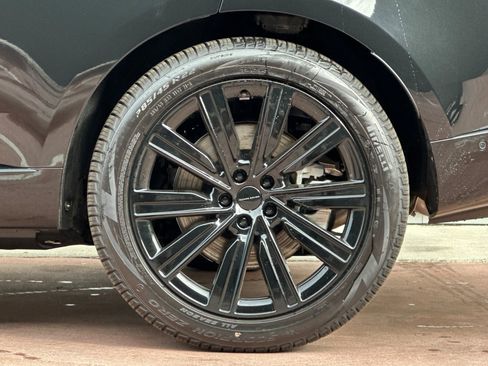 New 2026 Land Rover Range Rover SE image 13