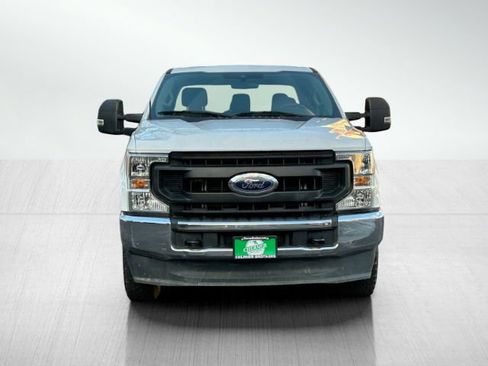 Used 2022 Ford F250 XL w/ Power Equipment Group image 2