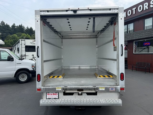 Used 2019 Ford Transit 350 156 DRW RWD image 3
