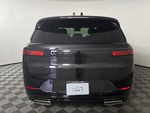 New 2026 Land Rover Range Rover Sport Dynamic SE AWD/4WD image 6