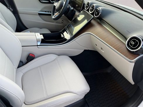 Certified 2023 Mercedes-Benz C 300 4MATIC Sedan image 15
