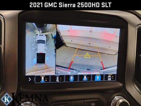 Used 2021 GMC Sierra 2500 SLT w/ SLT Premium Package image 24