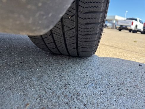 Used 2020 Tesla Model 3 Standard Range Plus image 13