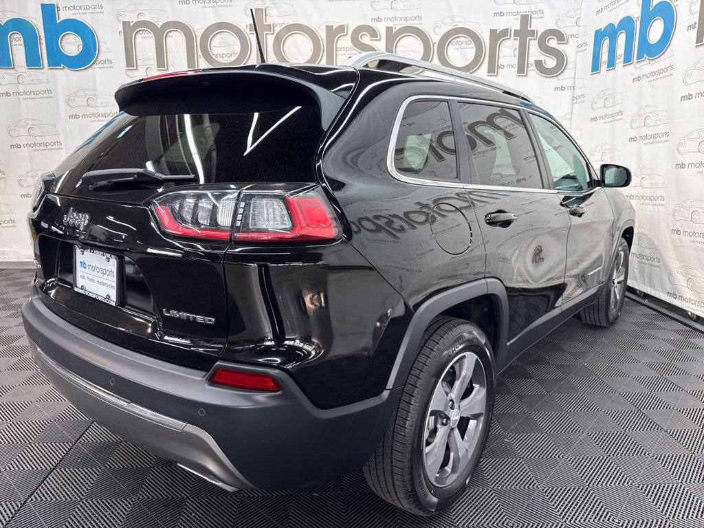 Used 2019 Jeep Cherokee Limited AWD/4WD image 8