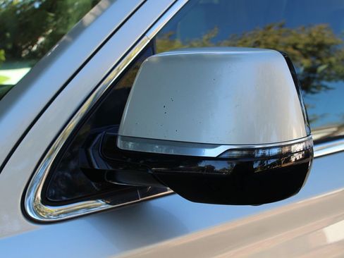 Used 2015 Cadillac Escalade ESV Premium image 73