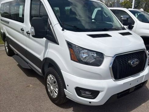 Used 2024 Ford Transit 350 XLT RWD image 3