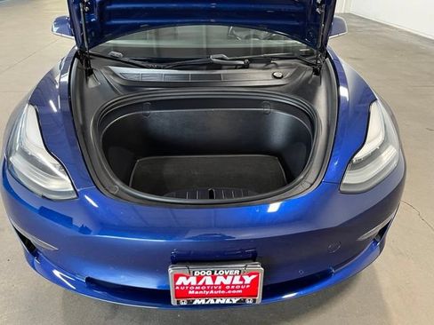 Used 2019 Tesla Model 3 Standard Range Plus RWD image 9
