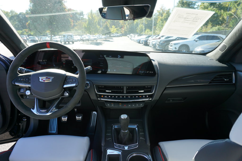 Used 2026 Cadillac CT5 V Blackwing w/ LPO, Bronce Accent Package RWD image 29