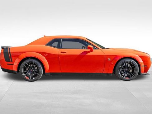 Used 2023 Dodge Challenger R/T Scat Pack RWD image 3