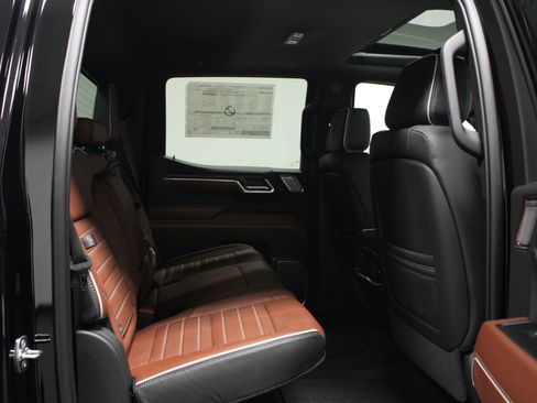 New 2026 GMC Sierra 1500 Denali Ultimate AWD/4WD image 15