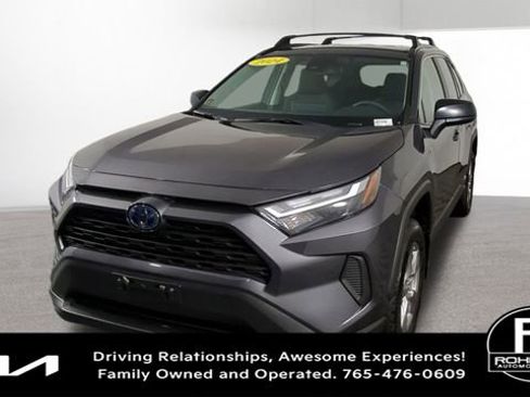 Used 2024 Toyota RAV4 LE image 3