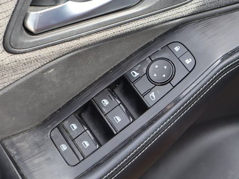 Used 2022 Nissan Rogue SV FWD image 20