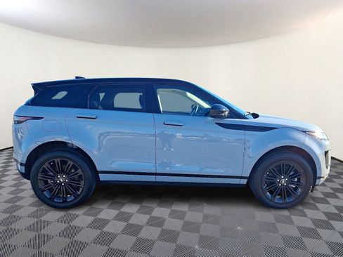 Used 2025 Land Rover Range Rover Evoque S image 7