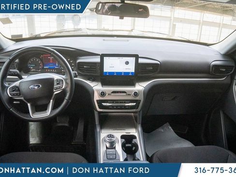 Certified 2022 Ford Explorer XLT w/ Class IV Trailer Tow Package AWD/4WD image 4