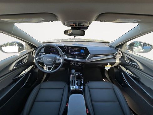New 2026 Chevrolet Trax ACTIV w/ Sunroof Package image 13