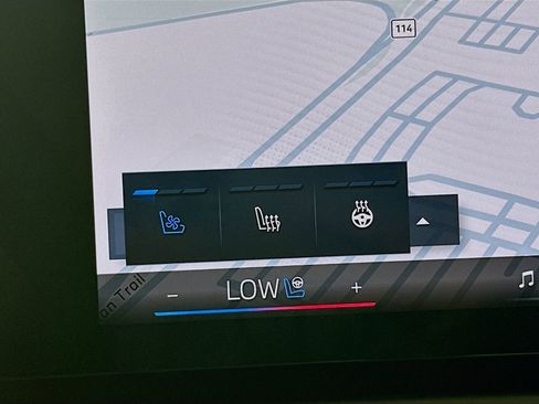 Used 2025 BMW X3 xDrive30i w/ Premium Package image 21