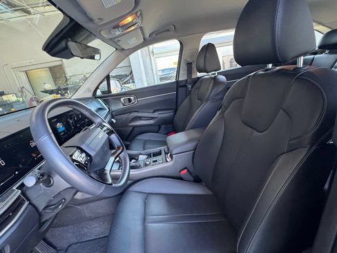 Used 2026 Kia Sorento S FWD image 6