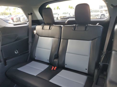 Used 2023 Ford Explorer XLT w/ Equipment Group 202A image 17